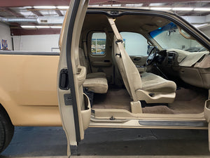 2001 Ford F-150 Extended Cab RWD Manual