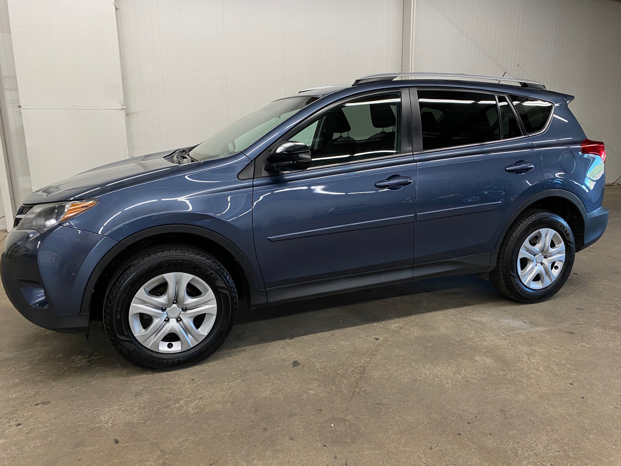 2014 Toyota RAV4 LE AWD