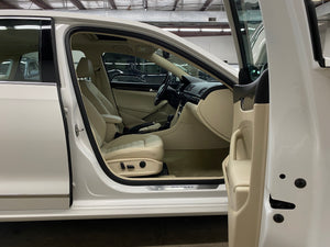 2015 Volkswagen Passat TDI SEL Premium
