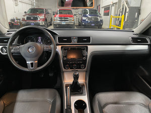 2013 Volkswagen Passat 2.5 SE Manual