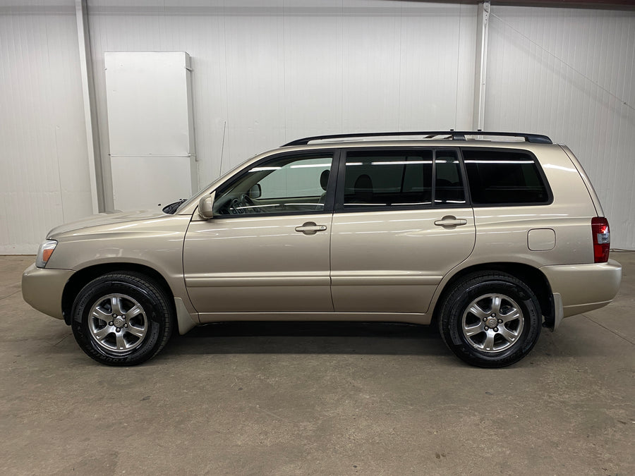 2004 Toyota Highlander V6 AWD 3rd Row