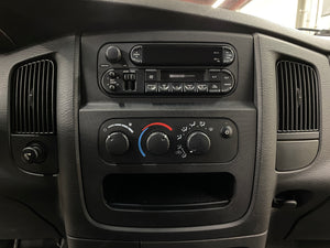 2004 Dodge Ram 1500 4WD V8 Quad Cab Manual