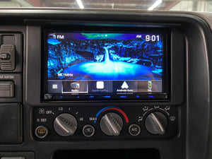 1996 Chevrolet Suburban K2500 4WD 7.4L