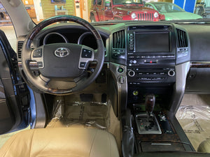 2011 Toyota Land Cruiser