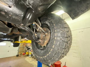 2007 Toyota 4Runner SR5 V6 Undercarriage Photos