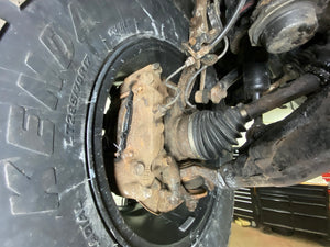 2007 Toyota 4Runner SR5 V6 Undercarriage Photos