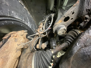 2007 Toyota 4Runner SR5 V6 Undercarriage Photos