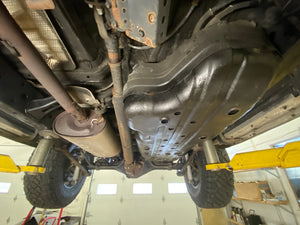 2007 Toyota 4Runner SR5 V6 Undercarriage Photos