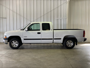 1999 Chevrolet Silverado 1500 Ex Cab LS 4X4 V8 Manual
