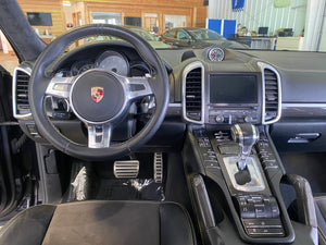 2013 Porsche Cayenne GTS