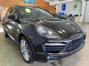 2013 Porsche Cayenne GTS