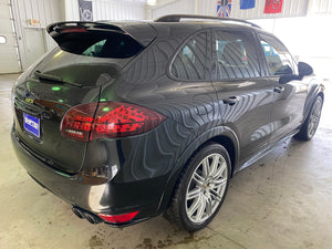2013 Porsche Cayenne GTS