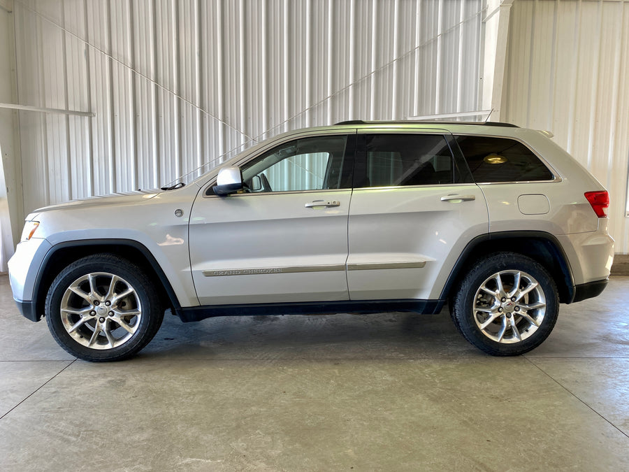 2011 Jeep Grand Cherokee Laredo 4WD