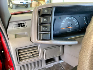 1992 Isuzu Space Cab 2WD Manual
