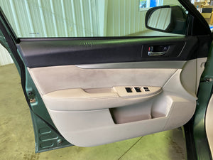 2010 Subaru Outback Premium Manual