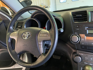 2010 Toyota Highlander SE