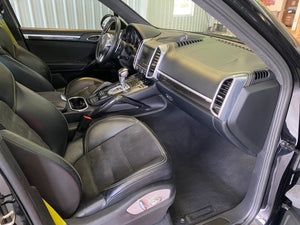 2013 Porsche Cayenne GTS
