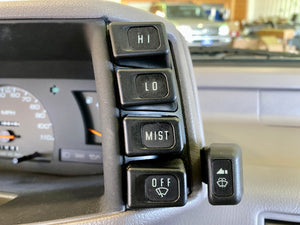1992 Isuzu Space Cab 2WD Manual