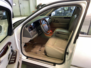 2010 Lincoln Town Car Signature Limited