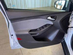 2014 Ford Focus SE Manual
