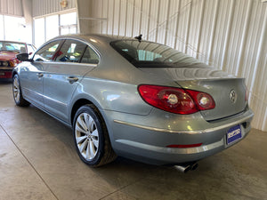 2010 Volkswagen CC Sport Manual