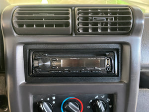 2001 Jeep Wrangler 4.0L Manual