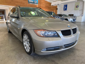 2008 BMW 328xi Wagon 6-Speed Manual