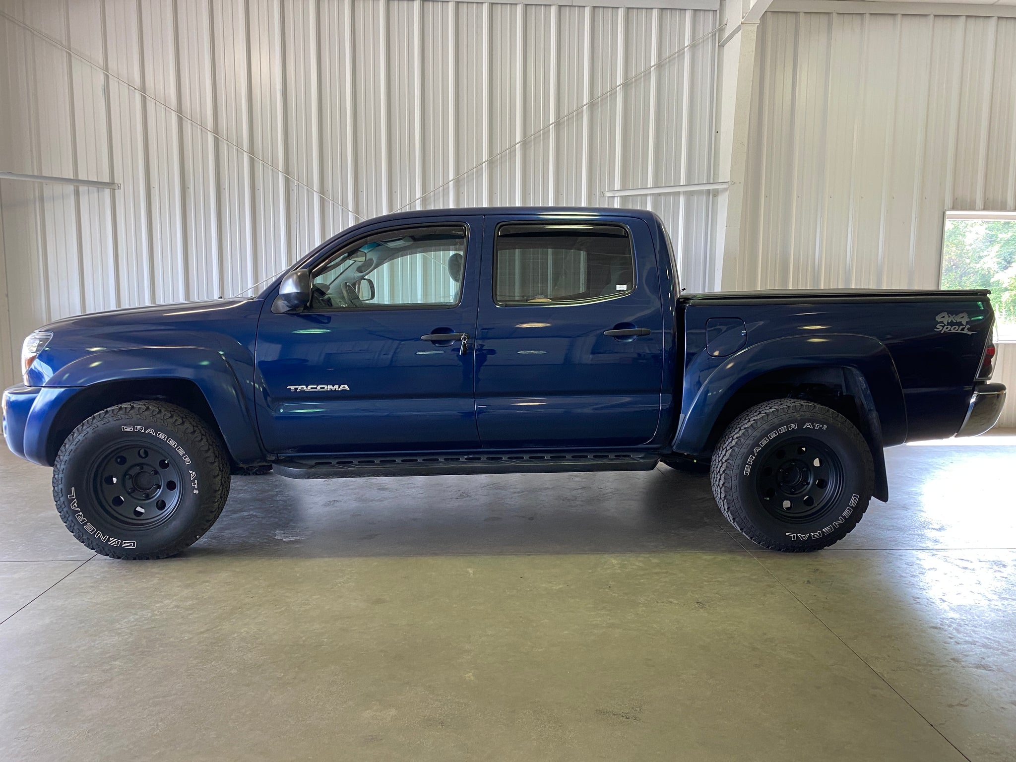 2006 Toyota Tacoma DoubleCab V6 Sport Manual - ShiftedWI