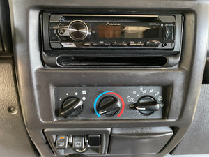 2002 Jeep Wrangler Sport 4.0L Manual