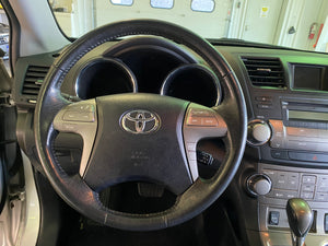 2010 Toyota Highlander SE