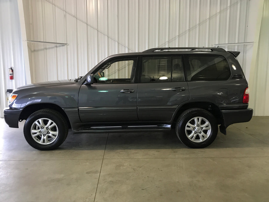 2003 Lexus LX470