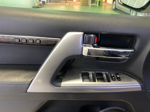 2013 Toyota Land Cruiser
